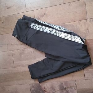 Move by Ardene‎ Leggings size Small